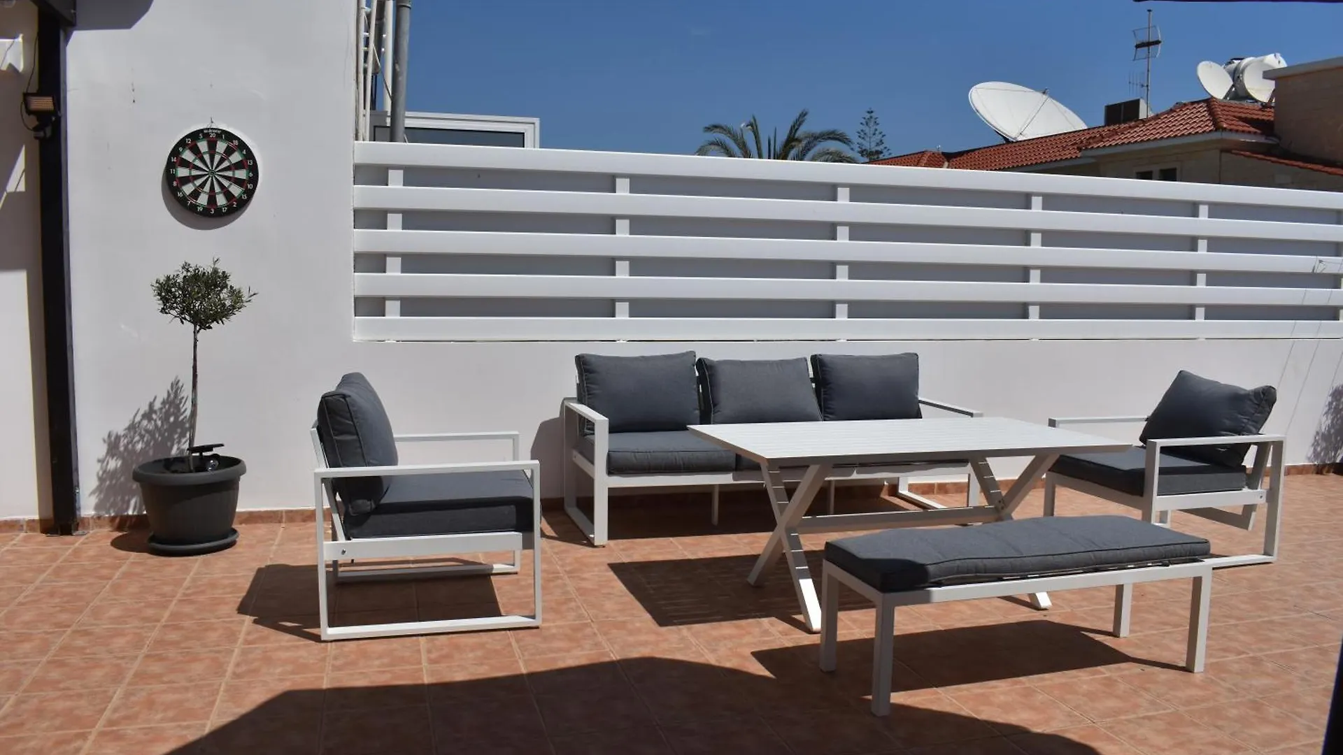 Sunny Rooftop In Ayia Napa 91Sqm Terrace Delight! Lägenhet